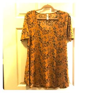 Lularoe shirt